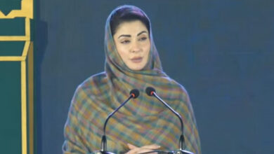 رئيسة وزراء البنجاب تعلن مكافآت شهرية لأئمة المساجد بقيمة 25 ألف روبية