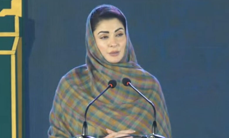 رئيسة وزراء البنجاب تعلن مكافآت شهرية لأئمة المساجد بقيمة 25 ألف روبية