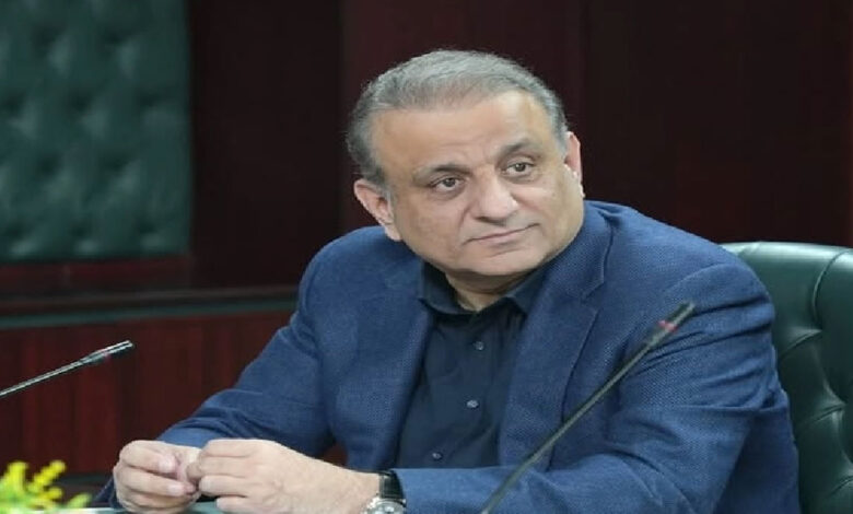 وزير الاتصالات يحذر من موجة ثلوج ويشيد بجهود فرق الطرق السريعة الوطنية