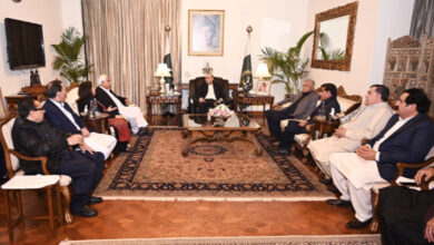 قيادات حزب الشعب الباكستاني بخيبر بختونخوا يلتقون الرئيس زرداري في إسلام آباد